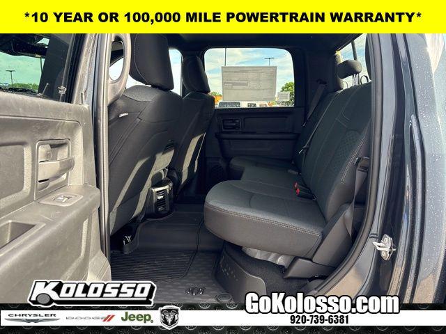 2026 Ram 2500 Black Express Crew Cab 4x4 6'4" Box