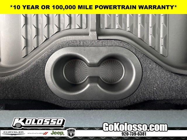 2026 Ram 2500 Black Express Crew Cab 4x4 6'4" Box