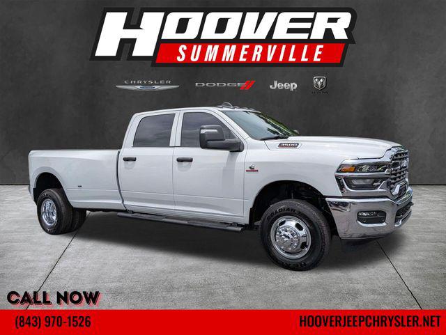 2026 RAM Ram 3500 RAM 3500 TRADESMAN CREW CAB 4X4 8 BOX