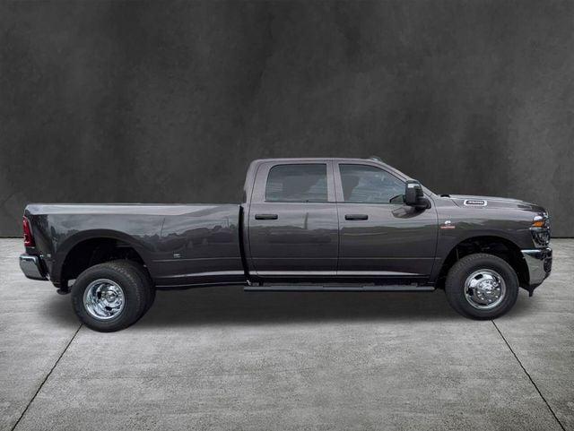 2026 RAM Ram 3500 RAM 3500 TRADESMAN CREW CAB 4X4 8 BOX 2026 RAM Ram 3500 RAM 3500 TRADESMAN CREW CAB 4X4 8 BOX