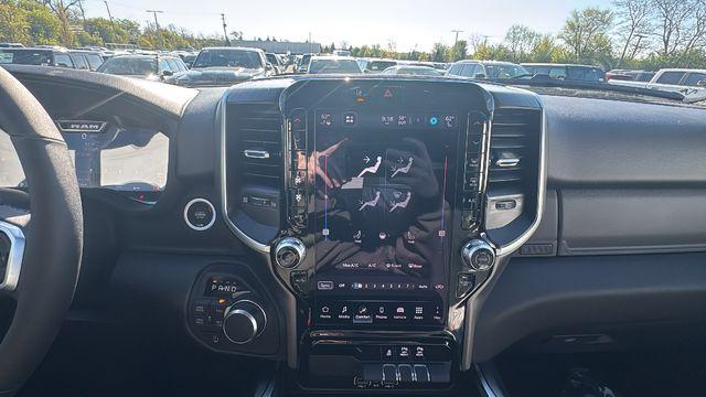 2026 Ram 1500 Big Horn Crew Cab 4x4 5'7" Box