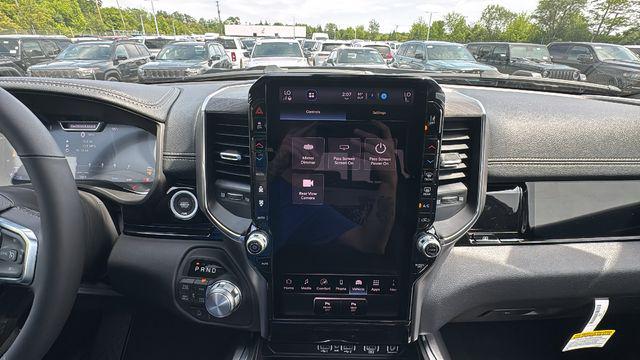2026 Ram 1500 Laramie Crew Cab 4x4 5'7" Box