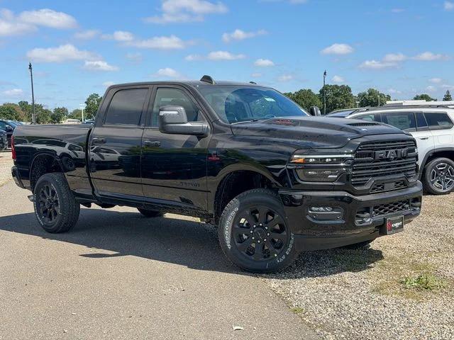 2026 Ram 3500 Laramie Crew Cab 4x4 64 Box