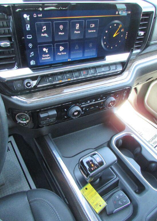 2023 Chevrolet Silverado 1500 4WD Crew Cab Short Bed RST