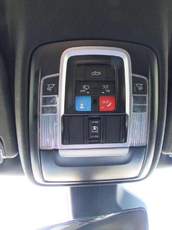 2025 Ram 1500 Laramie Crew Cab 4x4 5'7" Box