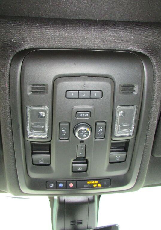 2022 Chevrolet Suburban 4WD High Country