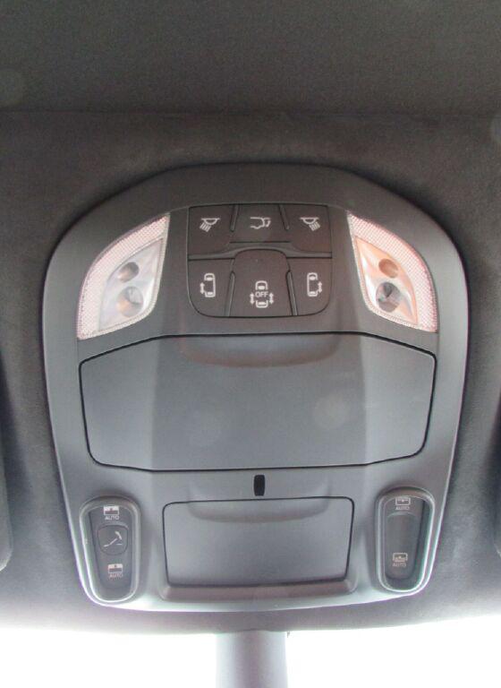 2024 Chrysler Pacifica Hybrid Pinnacle