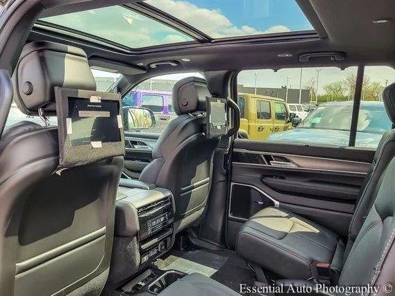 2026 Jeep Grand Wagoneer Limited Altitude 4x4
