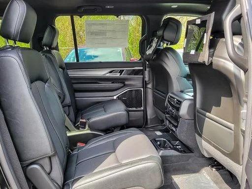 2026 Jeep Grand Wagoneer Limited Altitude 4x4