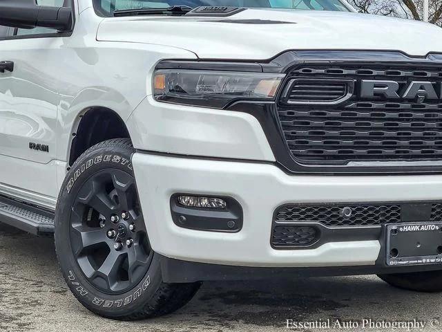 2026 Ram 1500 Express Crew Cab 4x4 5'7" Box