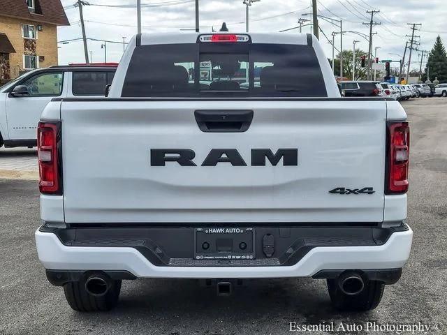 2026 Ram 1500 Express Crew Cab 4x4 5'7" Box
