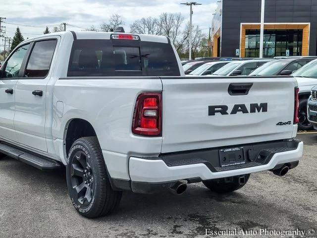 2026 Ram 1500 Express Crew Cab 4x4 5'7" Box