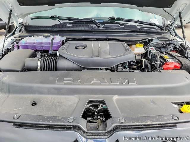 2026 Ram 1500 Express Crew Cab 4x4 5'7" Box