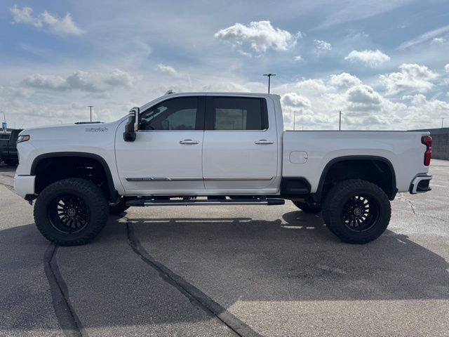 2024 Chevrolet Silverado 2500HD 4WD Crew Cab Standard Bed High Country