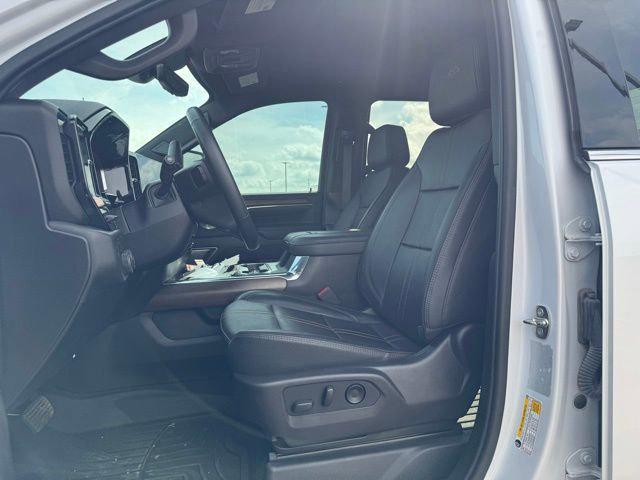 2024 Chevrolet Silverado 2500HD 4WD Crew Cab Standard Bed High Country