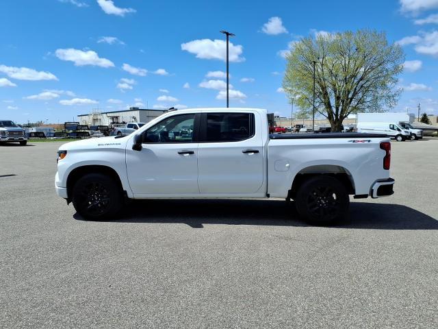 2024 Chevrolet Silverado 1500 4WD Crew Cab Short Bed Custom