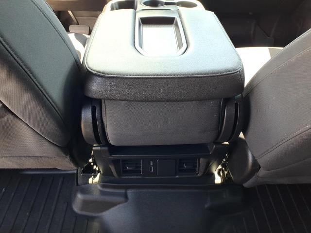 2024 Chevrolet Silverado 1500 4WD Crew Cab Short Bed Custom