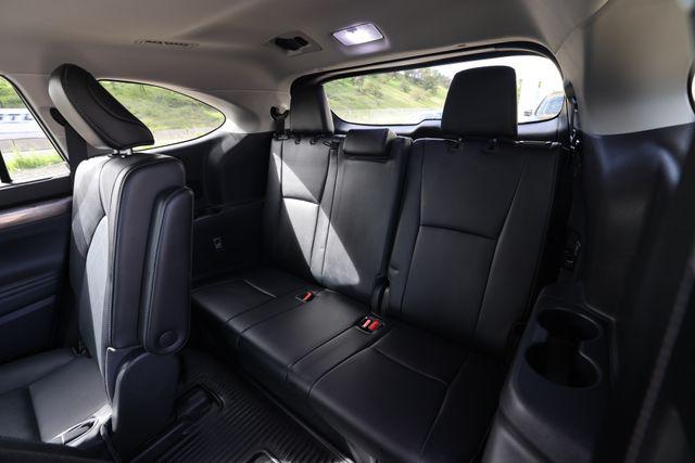 2022 Toyota Highlander Hybrid Platinum