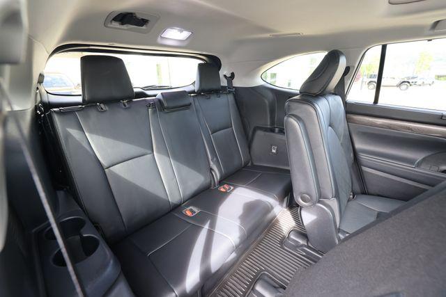 2022 Toyota Highlander Hybrid Platinum