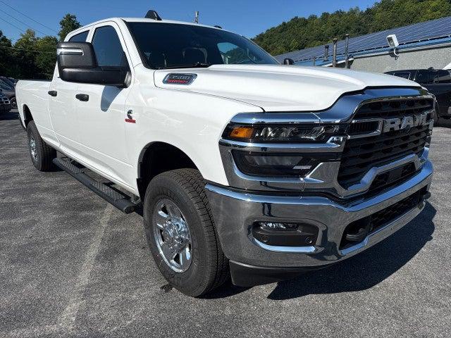 2026 RAM Ram 3500 RAM 3500 TRADESMAN CREW CAB 4X4 8 BOX