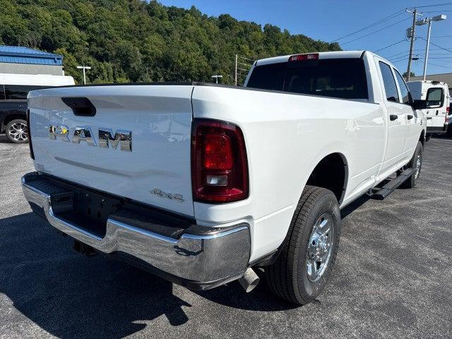 2026 RAM Ram 3500 RAM 3500 TRADESMAN CREW CAB 4X4 8 BOX