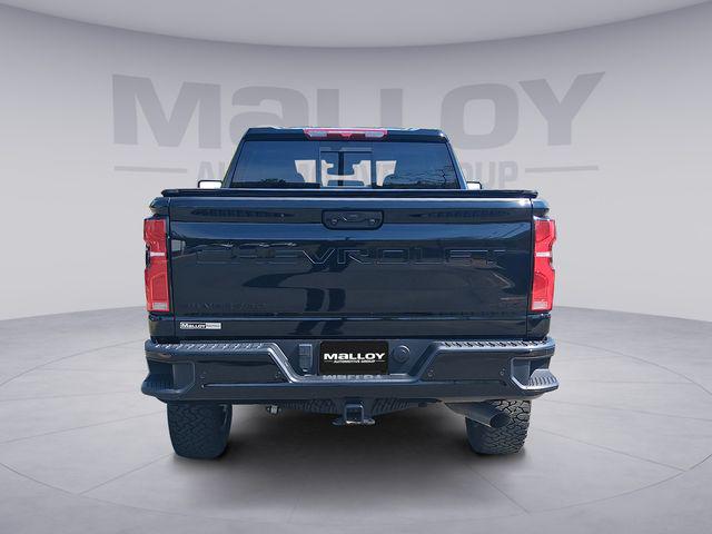 2025 Chevrolet Silverado 2500HD 4WD Crew Cab Standard Bed LTZ