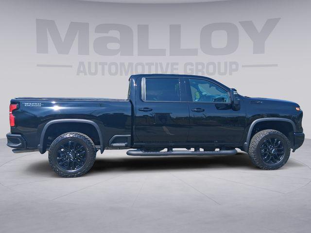 2025 Chevrolet Silverado 2500HD 4WD Crew Cab Standard Bed LTZ