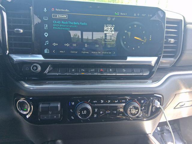 2025 Chevrolet Silverado 2500HD 4WD Crew Cab Standard Bed LTZ