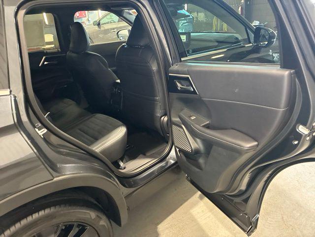 2026 Mitsubishi Outlander LE 1.5T S-AWC