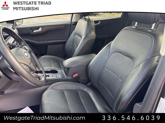 2020 Ford Escape Titanium