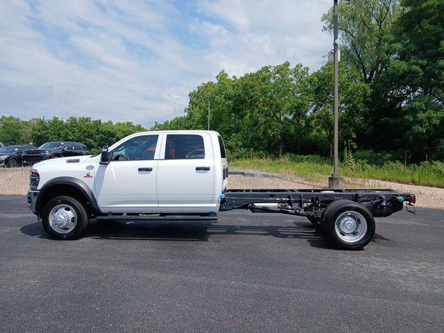 2026 RAM 5500 Chassis RAM 5500 TRADESMAN CHASSIS CREW CAB 4X4 84 CA 2026 RAM 5500 Chassis RAM 5500 TRADESMAN CHASSIS CREW CAB 4X4 84 CA