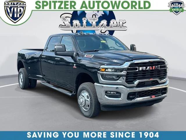 2026 RAM Ram 3500 RAM 3500 TRADESMAN CREW CAB 4X4 8 BOX