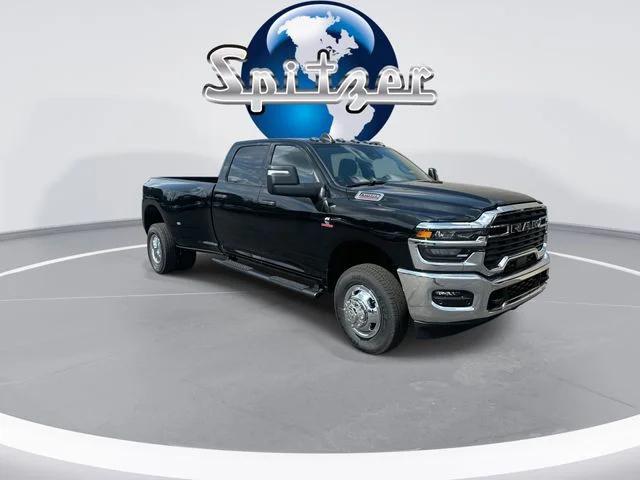 2026 RAM Ram 3500 RAM 3500 TRADESMAN CREW CAB 4X4 8 BOX