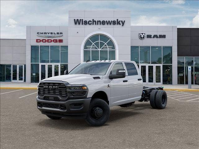 2026 RAM Ram 3500 Chassis Cab RAM 3500 TRADESMAN CREW CAB CHASSIS 4X4 60 CA