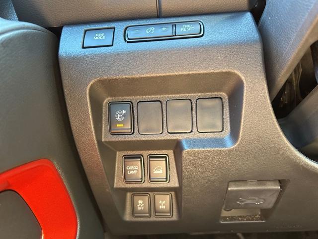 2025 Nissan Frontier Crew Cab PRO-4X 4x4