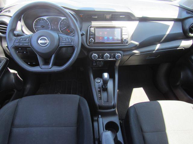 2024 Nissan Kicks S Xtronic CVT