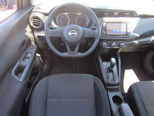 2024 Nissan Kicks S Xtronic CVT