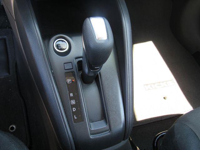 2024 Nissan Kicks S Xtronic CVT
