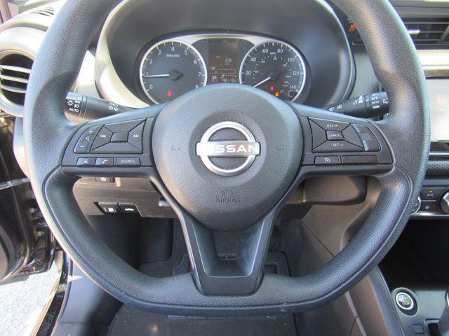2024 Nissan Kicks S Xtronic CVT