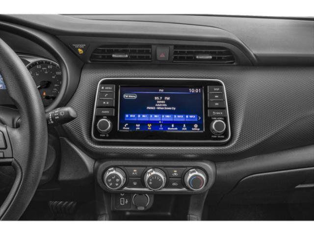 2024 Nissan Kicks S Xtronic CVT