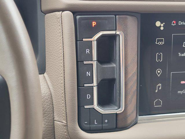 2023 GMC Yukon 4WD Denali