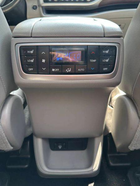 2015 Toyota Highlander Limited Platinum V6