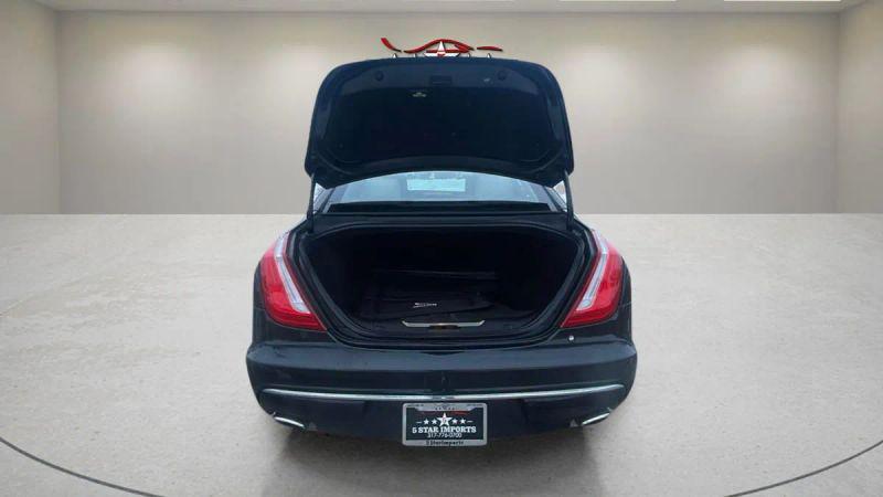 2019 Jaguar XJ XJ50 V6