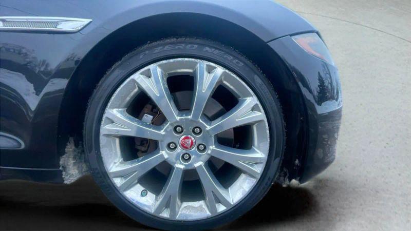 2019 Jaguar XJ XJ50 V6