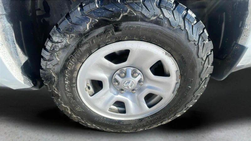 2022 Ram 1500 Tradesman Crew Cab 4x4 5'7" Box