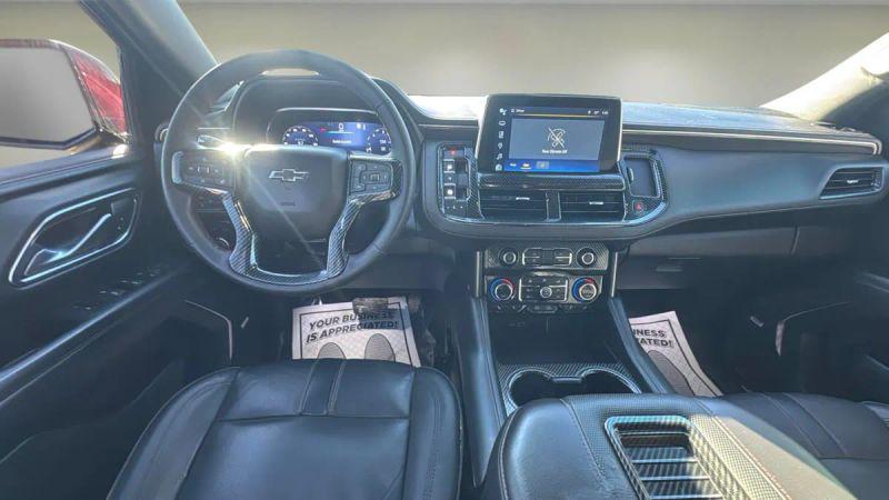 2022 Chevrolet Suburban 4WD RST