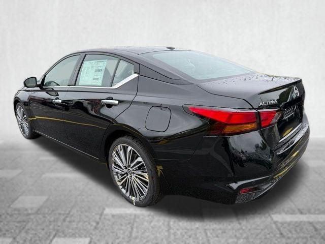 2025 Nissan Altima SL FWD