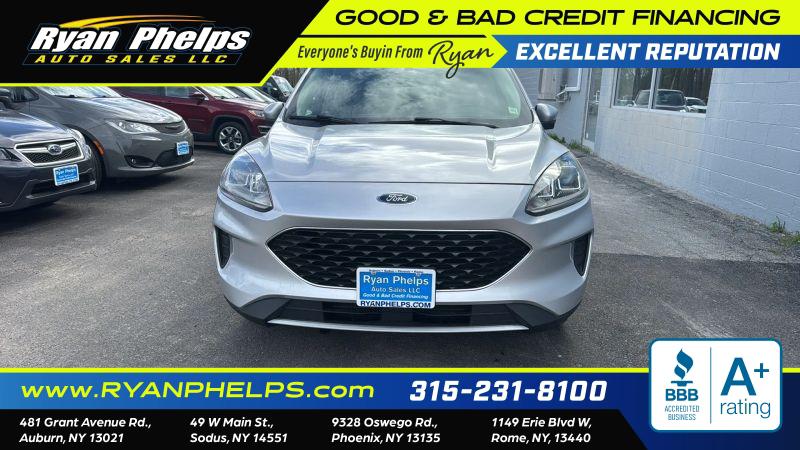 2020 Ford Escape SE