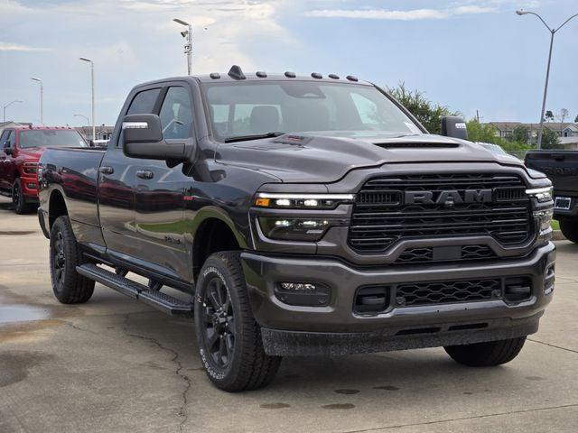 2026 RAM Ram 3500 RAM 3500 LARAMIE CREW CAB 4X4 8 BOX