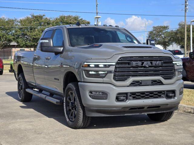 2026 RAM Ram 3500 RAM 3500 LARAMIE CREW CAB 4X4 8 BOX
